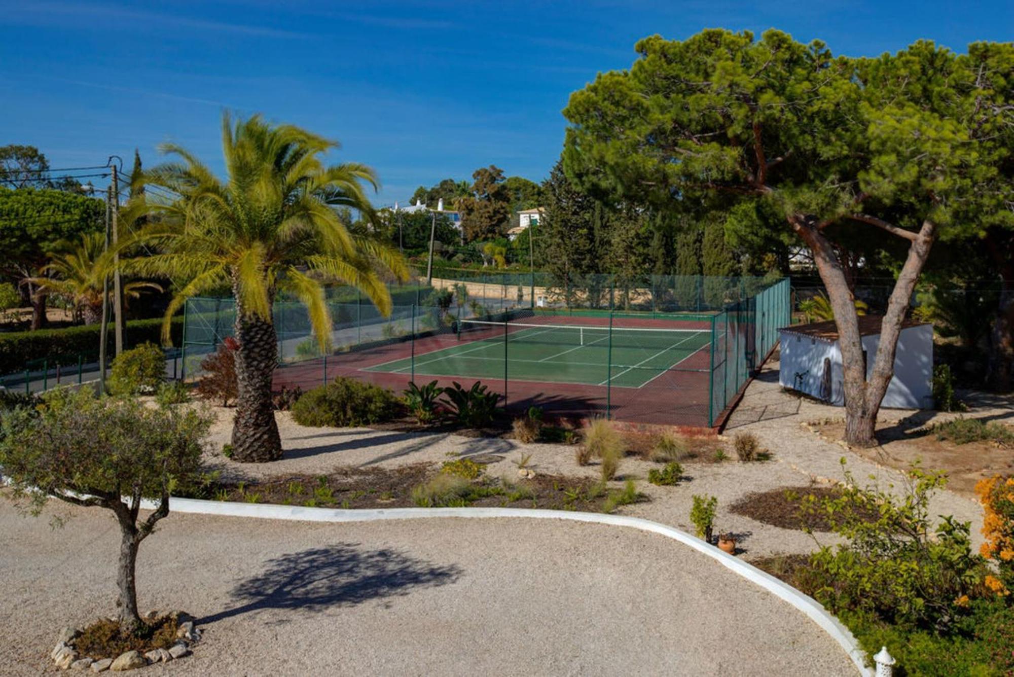 Villa Barlavento - Stunning 4-Bedroom Villa With Tennis Court Carvoeiro  Exterior photo